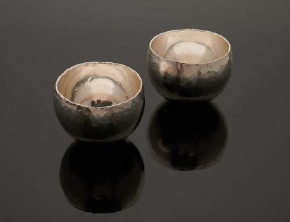 REY URBAN (1929-2015) - Paire de gobelets...