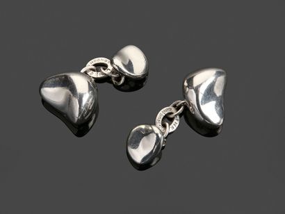 LINKS OF LONDON - Pair of pebble-shaped cufflinks...