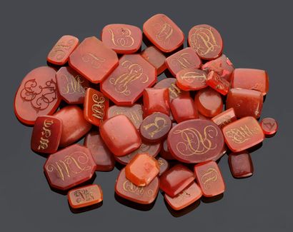 Set of approx. 40 carnelian intaglios of...