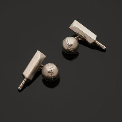 LINKS OF LONDON - Pair of silver cufflinks...