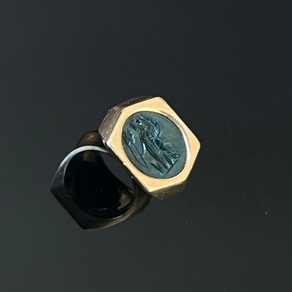 18 k (750 thousandths) yellow gold signet...