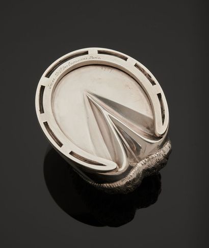 JONES Paris - Pair of English silver horseshoe-shaped...