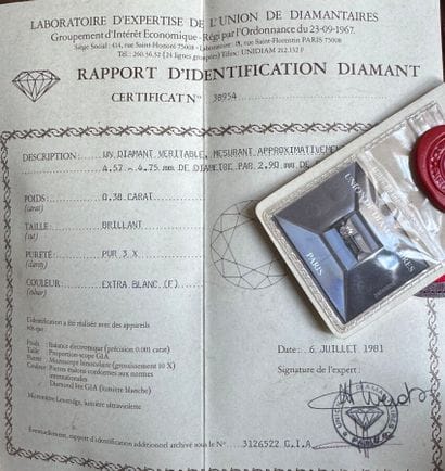 Diamond weighing 0.38 carat.
Certificate...