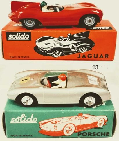 SOLIDO
JAGUAR, red, réf 100 (bo)
PROSCHE...