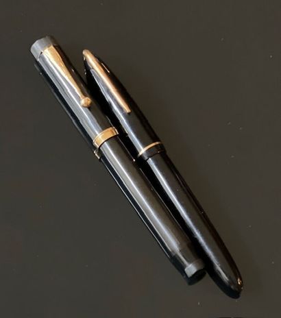 Set of two fountain pens - UNIC
UNIC - Made...