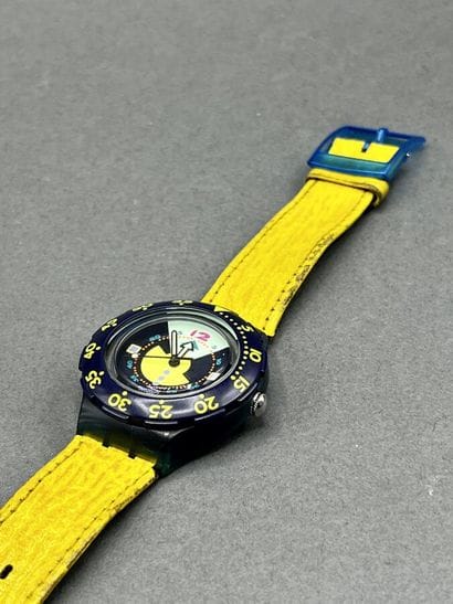SWATCH, SWATCH watch model SCUBA 200 