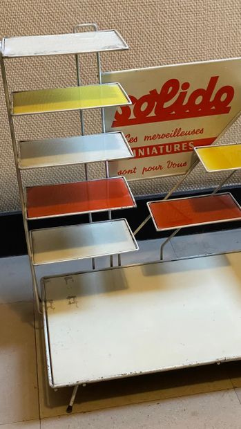 SOLIDO
Store display
POS accessory supplied...