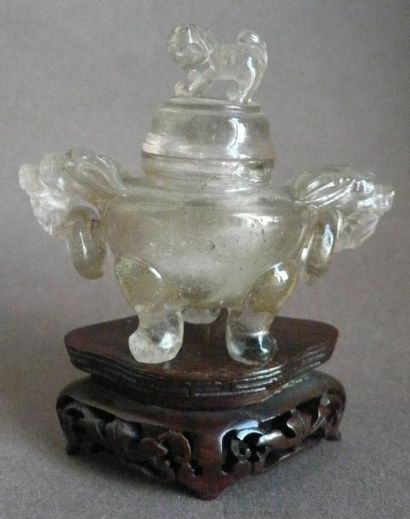 Brûle-parfum en cristal de roche. Chine,...