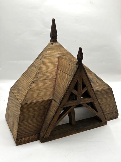 Charpente de maîtrise en bois de résineux...