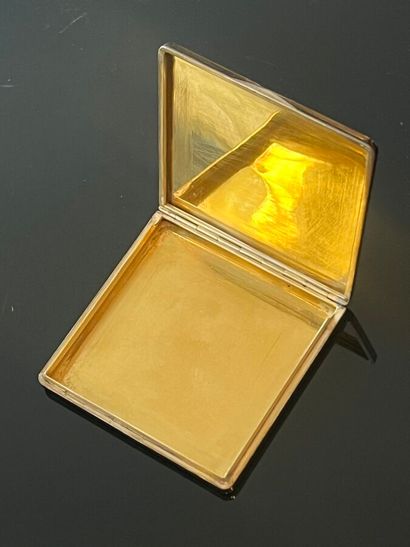 Cigarette box in silver and 925 thousandths...