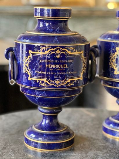 MANUFACTURE NATIONNALE de SEVRES - Pair of...