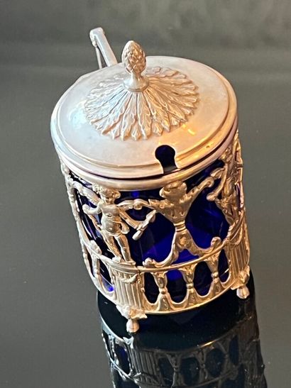 Mustard pot in silver 950 thousandths decorated...