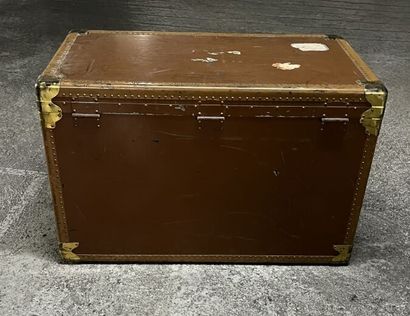 HARTMANN travel trunk, 2 leather handles,...