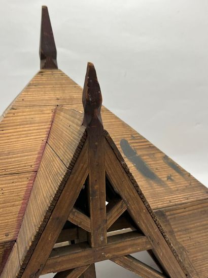 Charpente de maîtrise en bois de résineux...