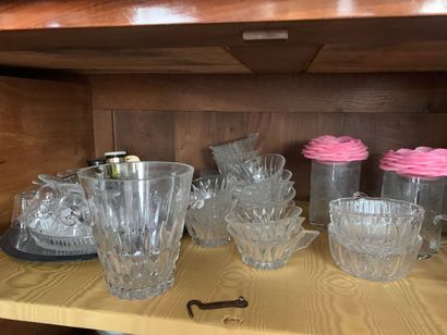 Parties de services de verres notamment en...