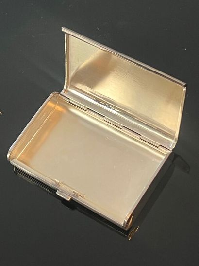 Cigarette box in 800 thousandths silver with...