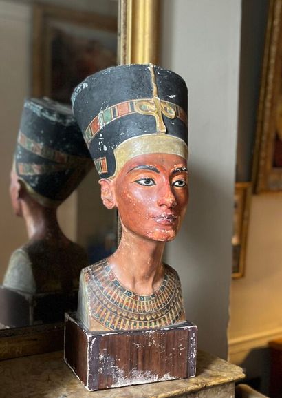 Bust of Nefertiti. Reproduction in polychrome...