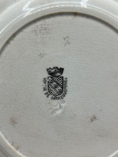 SARREGUEMINES - Suite of six fine earthenware...