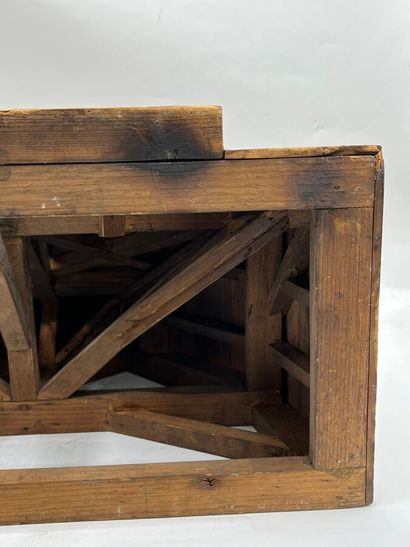 Charpente de maîtrise en bois de résineux...