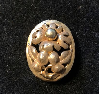 Broche en or jaune (750 millièmes) à décor...