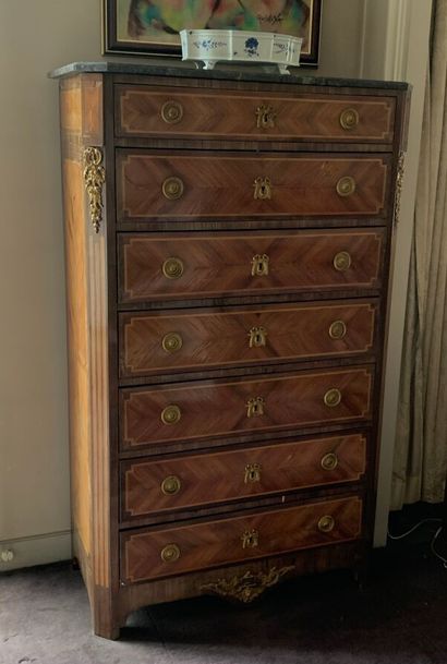 Wood and veneer weekly chest of drawers opening...