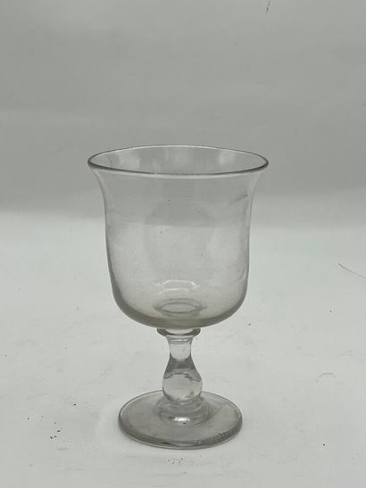 Vase à raisins en verre soufflé 
XIXe siècle...