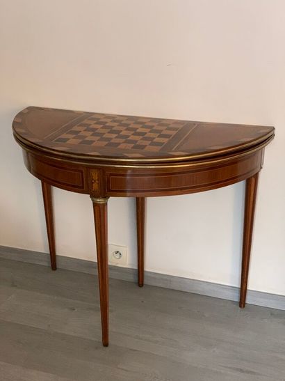 Half-moon game table with portfolio top in...