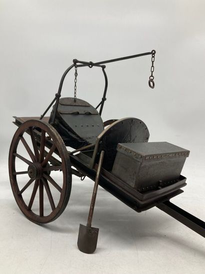 Modèle réduit d'une forge de campagne à deux...