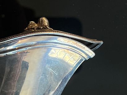 Tripod silver coffee pot 950 thousandths...