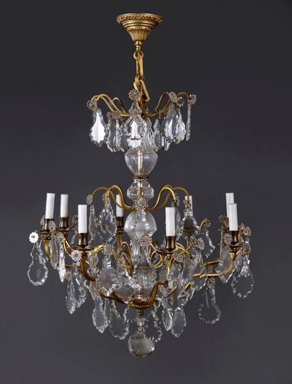 Lustre en bronze à plaquettes en cristal...