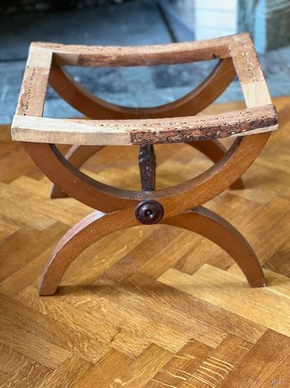 Empire-style stool with X-shaped veneer legs,...