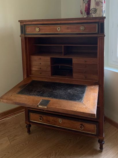Mahogany and stained wood veneered flap-top...
