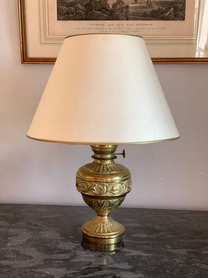 Baluster-shaped copper oil lamp converted...
