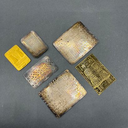 6 silvered or gilded copper punch dies (oxidation)....