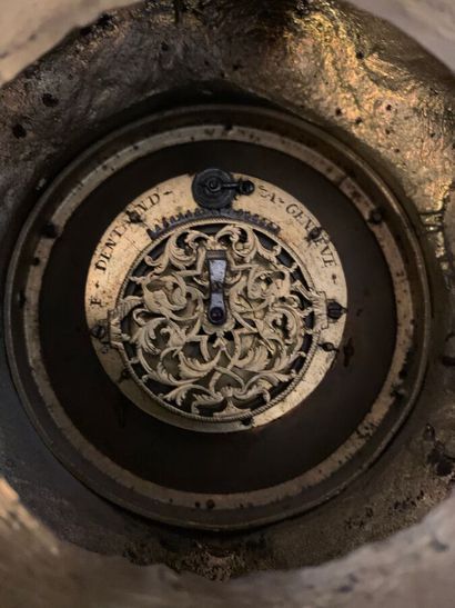 Small Louis XVI-style bronze wall clock,...