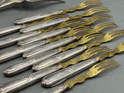 Twelve 925-thousandths silver dessert forks...