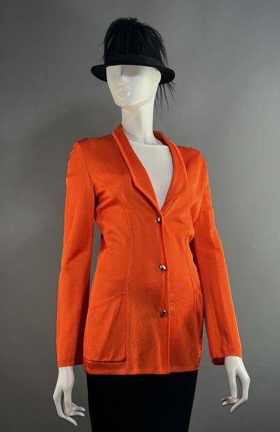 THIERRY MUGLER - Années 90 - Gilet.

Réalisé...