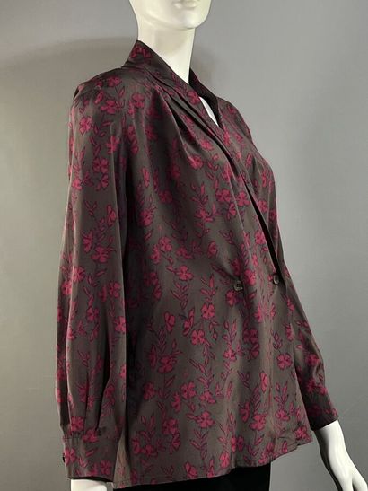 CERRUTI 1881 - Années 80 - Blouse.

Taillée...