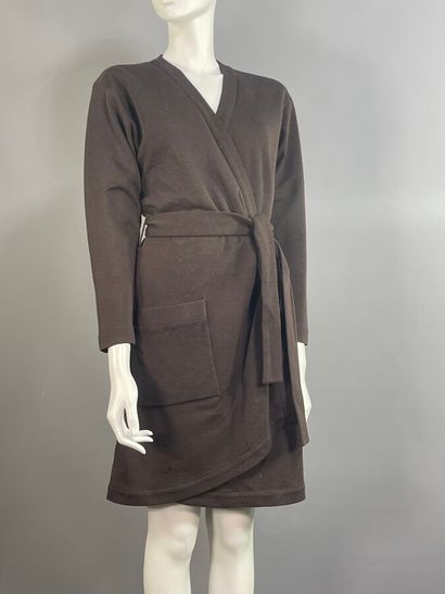 YVES SAINT LAURENT
Robe YVES-SAINT-LAURENT...