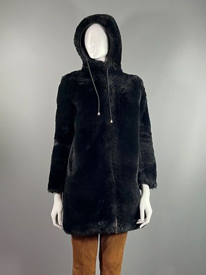 MAJE - Manteau

Le modèle est réalisé en...