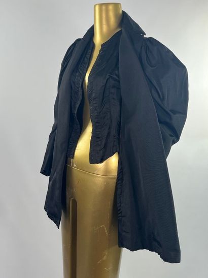 MAISON DURET - Vers 1895 - veste longue en...