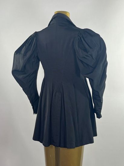 MAISON DURET - Vers 1895 - veste longue en...