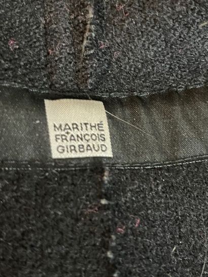 MARITHÉ FRANÇOIS GIRBAUD - Manteau

Le modèle...