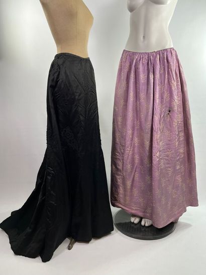 Fin du XIXème siècle - 1900 - Lot de vêtements...