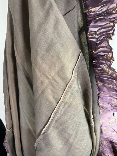 Fin du XIXème siècle - 1900 - Lot de vêtements...