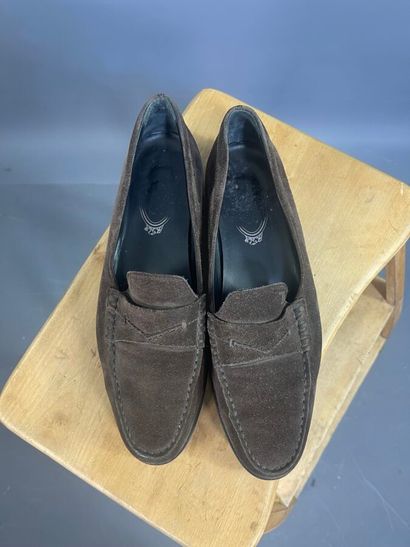 Paire de mocassins TOD'S femme.

Ils sont...