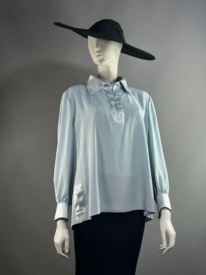 YVES SAINT LAURENT Haute couture et attribué...