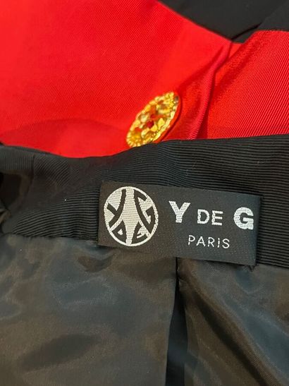 Y DE G Paris - Ensemble cocktail - Début...