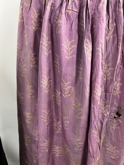 Fin du XIXème siècle - 1900 - Lot de vêtements...