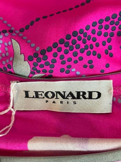 LÉONARD Paris - Lot de 4 tops

-Débardeur...